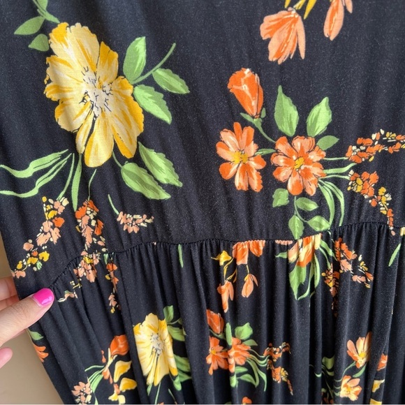 Torrid Black Floral Mini Flutter-Sleeve Skater Dress - Size 2X - Stretch Modest - Picture 10 of 10